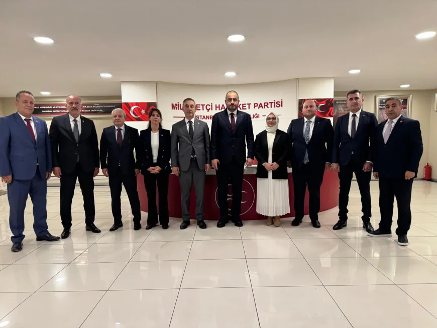Bayramda Siyasi Nezaket: MHP ve AK Parti İstanbul Teşkilatları Bayramlaşmada Buluştu